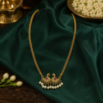 Peacock Pearl Pendant Chain - 001